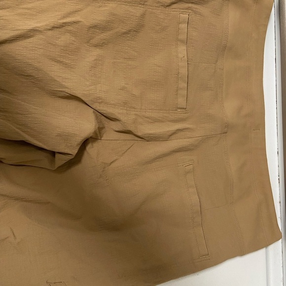 Athleta Trekkie North women’s tan joggers size 4 - Picture 4 of 5